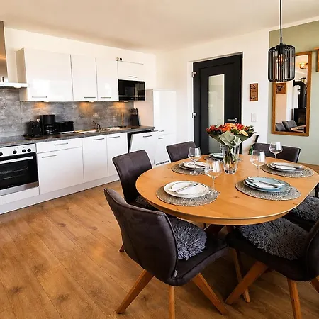 & Apartment *